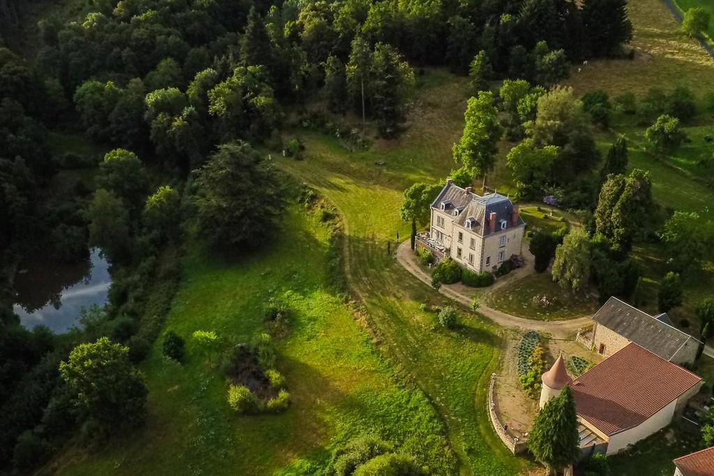 Bed and Breakfast Domaine De Gaudon Ceilloux Exterior foto