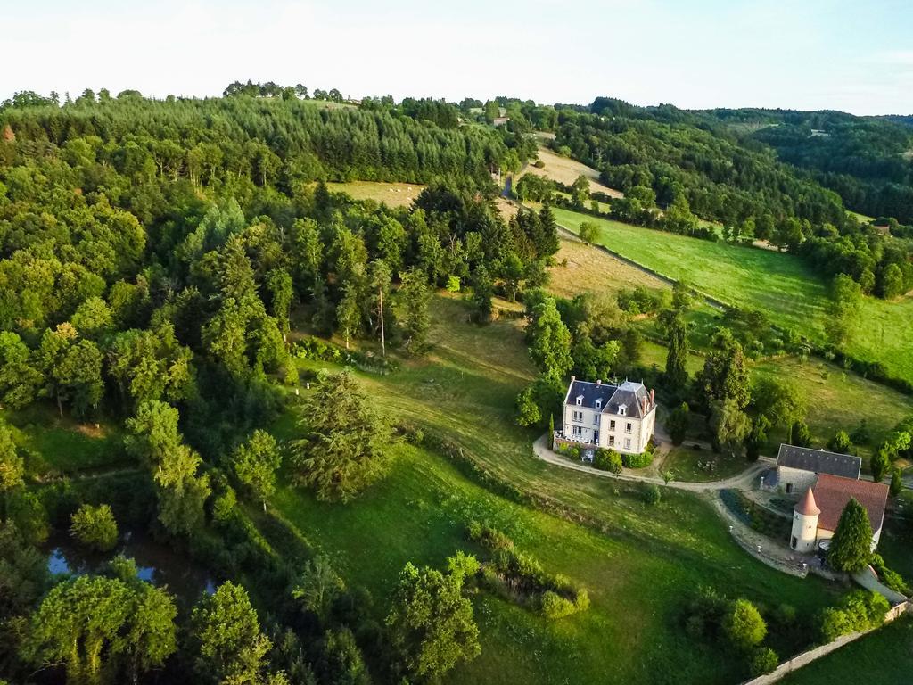 Bed and Breakfast Domaine De Gaudon Ceilloux Exterior foto