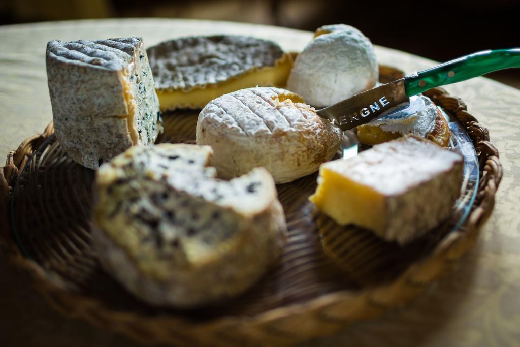 Bed and Breakfast Domaine De Gaudon Ceilloux Exterior foto